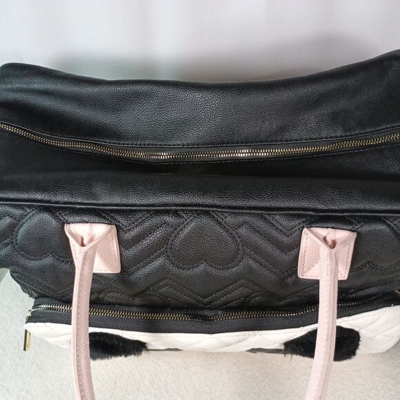 Betsey Johnson Panda Face Weekender Bag Black White Quilted Heart Travel Tote - Picture 15 of 16